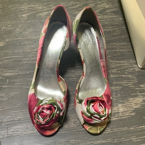 Worn once - Michael Angelo size 7.5 - Picture 7 of 10